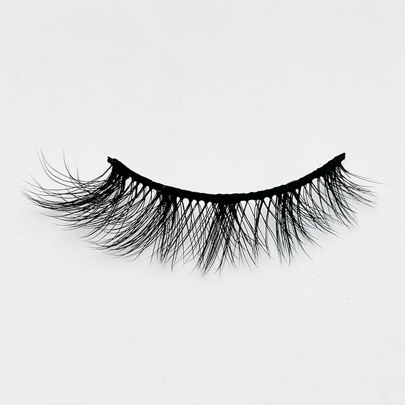7 जोडी Wispy Cat Eye Strip Lashes Pack